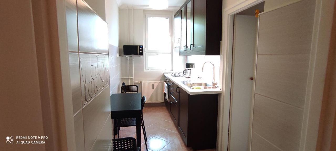 Heidi Apartman Szeged Exterior photo