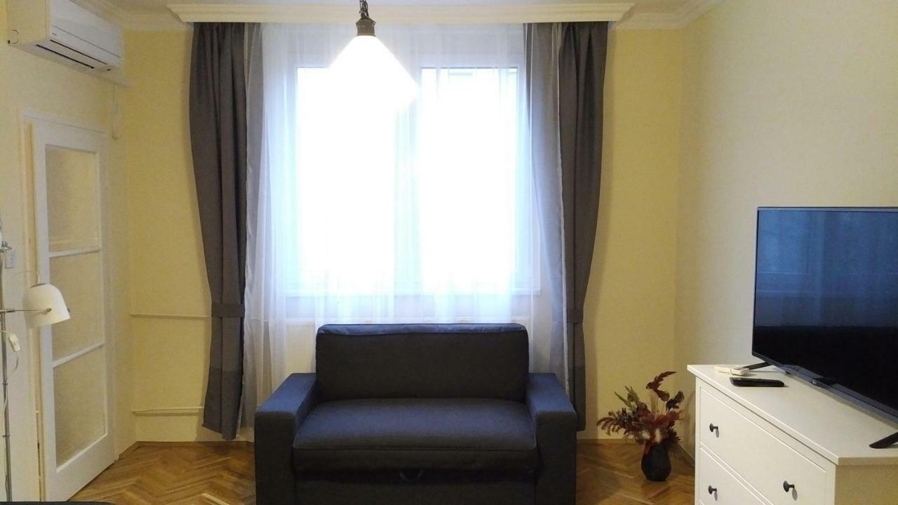 Heidi Apartman Szeged Exterior photo